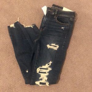 Never worn- American Eagle jeans